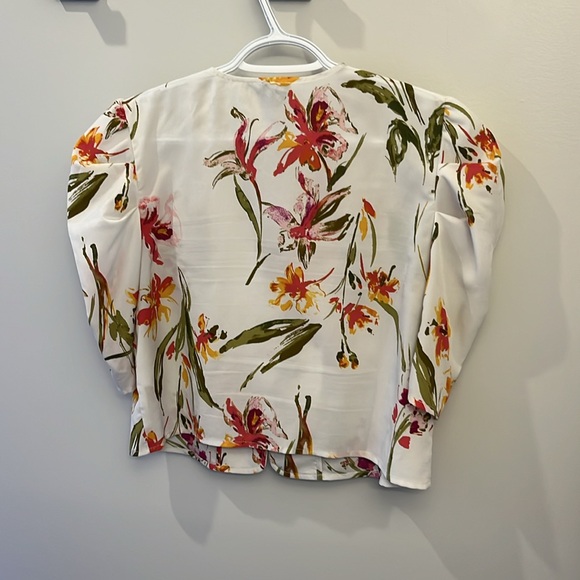 Floral crop blouse - Picture 3 of 4